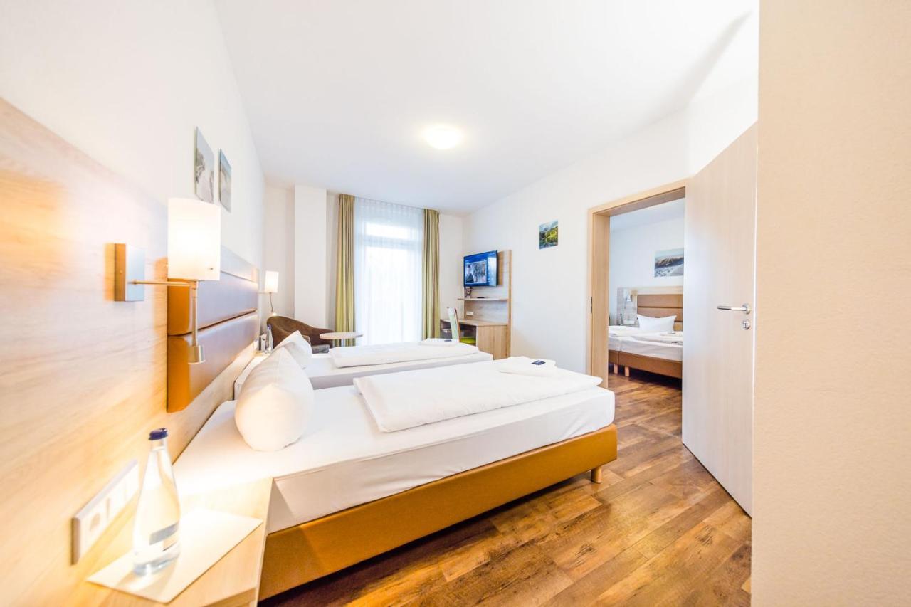 Landhotel Kueffner Pfedelbach Exteriör bild